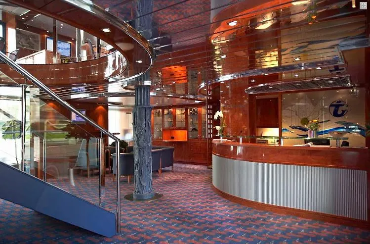 **** Szálloda Faircruise Business Hotelship Köln Németország