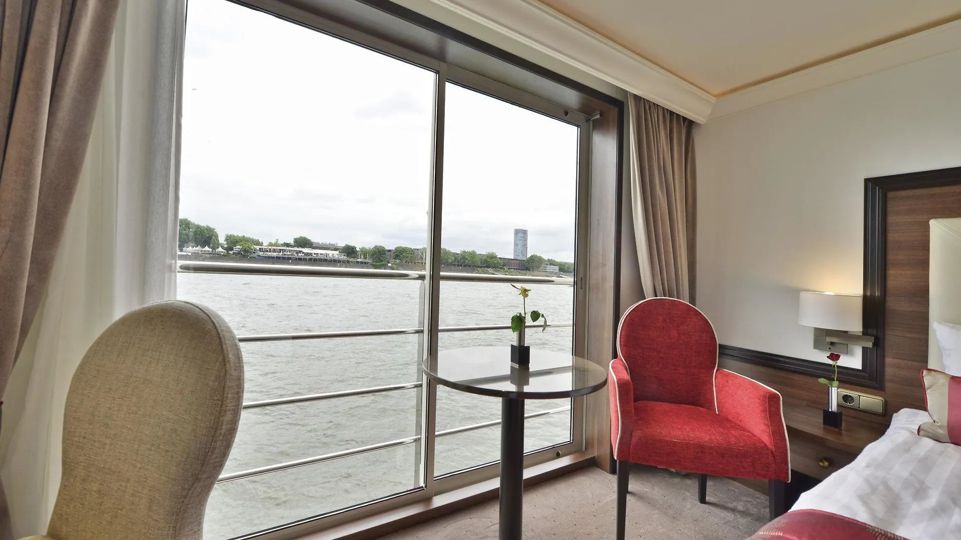 Szálloda Faircruise Business Hotelship Köln