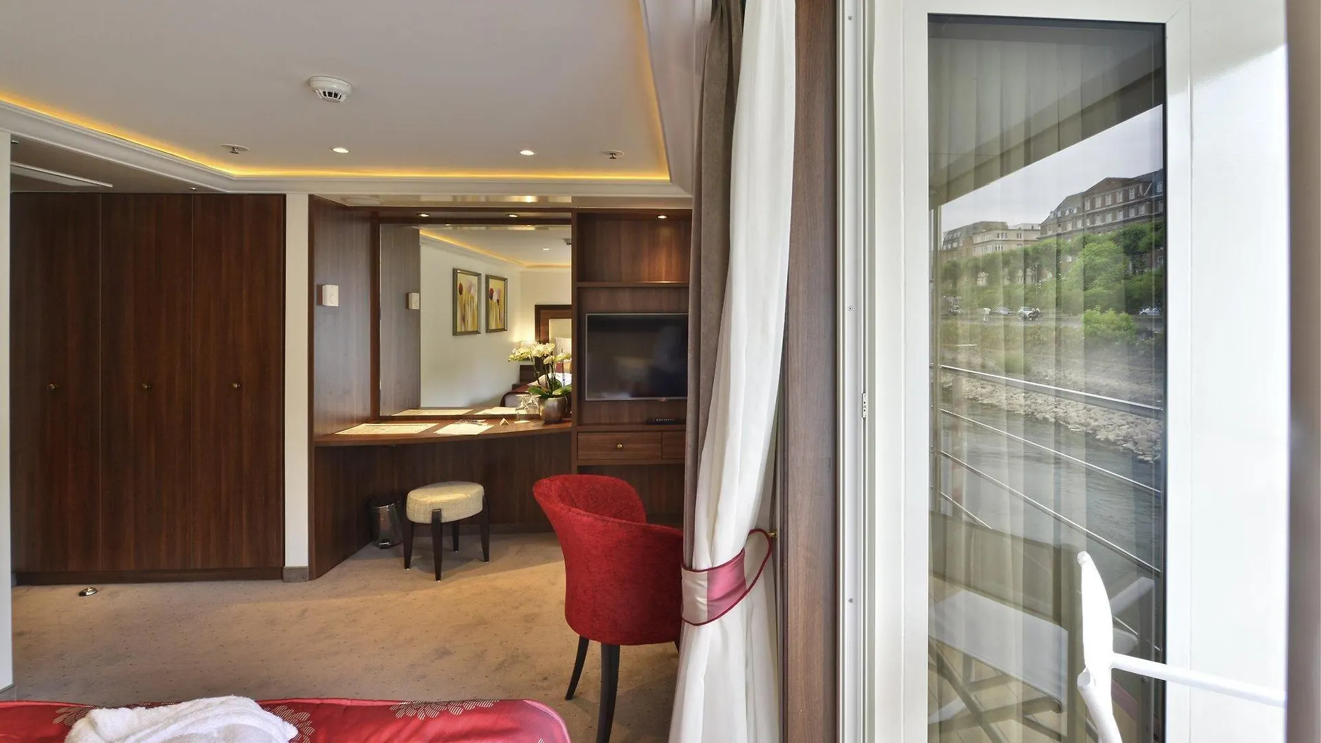 **** Szálloda Faircruise Business Hotelship Köln Németország
