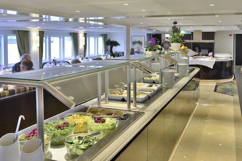 Faircruise Business Hotelship Cologne Germany